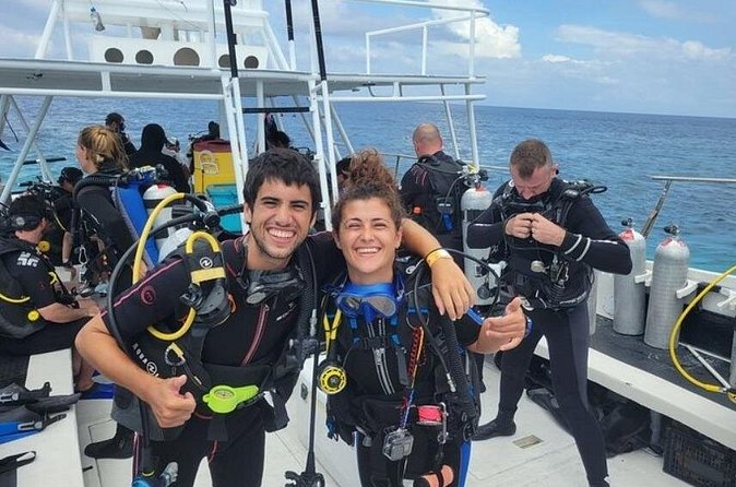 2 tanks for certified divers - Cruise passengers need a careful time plan
