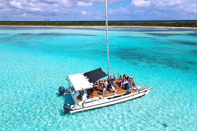 Catamaran Snorkel Adventure to El Cielo and The Money Bar Beach - Palancar Reef and Colombia Reef: short, active snorkeling
