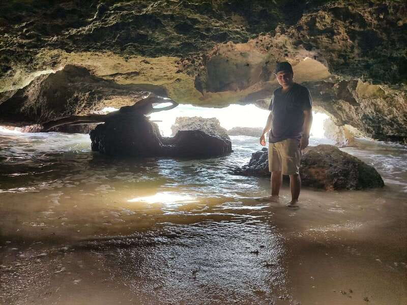 Cozumel: 5-Hour Private Caves and Ruins Tour with Lunch - Guides and the value of a private day