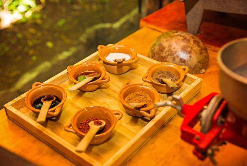 Cozumel: Chocolate Workshop at The Mayan Cacao Company - The 13-chocolate tasting