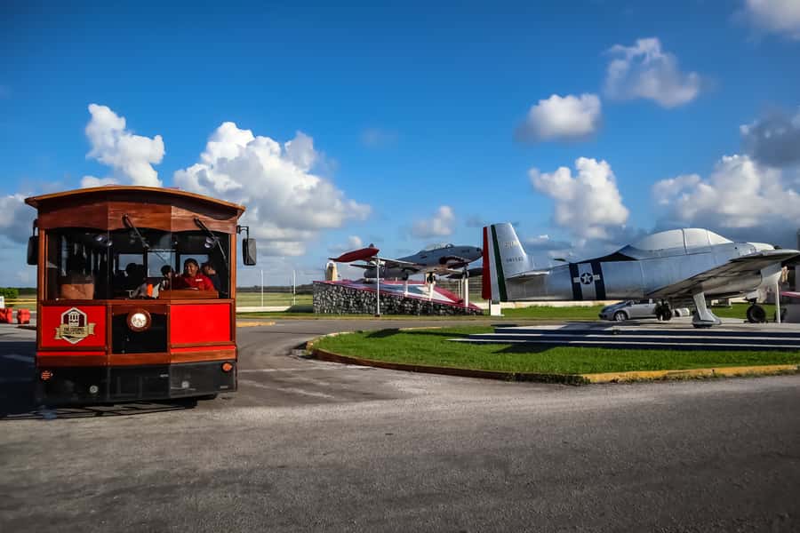 Cozumel: City Trolley Tour - Comfort, walking, and cruise-day timing