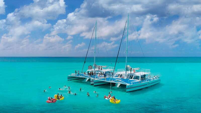 Cozumel: El Cielo, Palancar Reef, and Beach Party with Food - Who Will Like This Fury Catamaran Tour