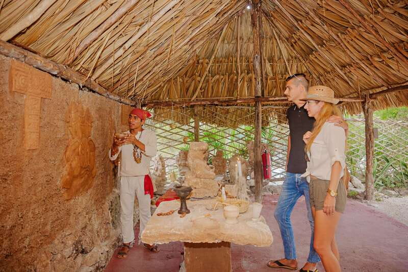 Cozumel: General Entrance to Mayan Bee Sanctuary - Walking the limestone monolith path