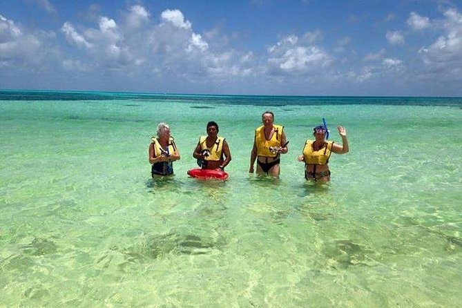 Cozumel Jeep and Snorkel Adventure with Lunch at Punta Sur Park - Snorkeling in the protected bay