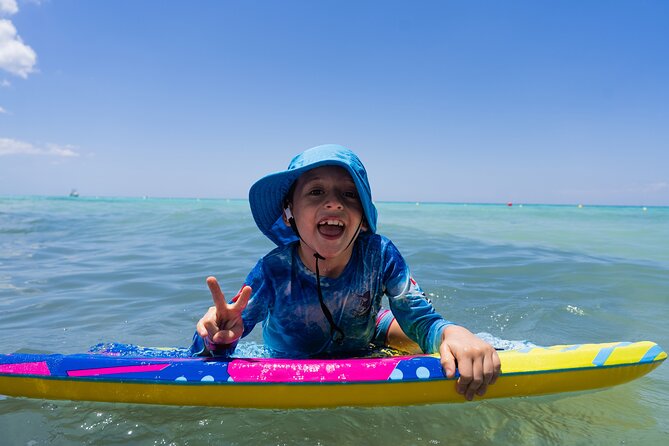 Cozumel: KUZÁ Beach Pass with Buffet, Open Bar & Activities - The buffet: practical, filling, and not fully all-inclusive