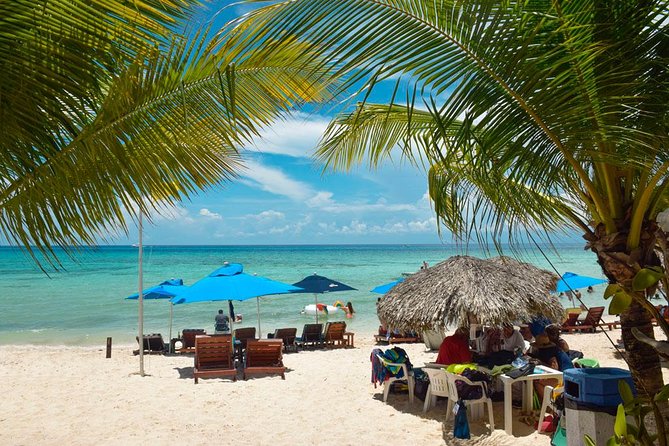 Cozumel Shore Excursion: 5-Hour Sightseeing Tour with Private Driver - Kaokao turns cacao into a hands-on stop