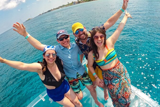 Crystal Boat Trip and Snorkeling Tour from Cozumel - What happens during the 90-minute outing