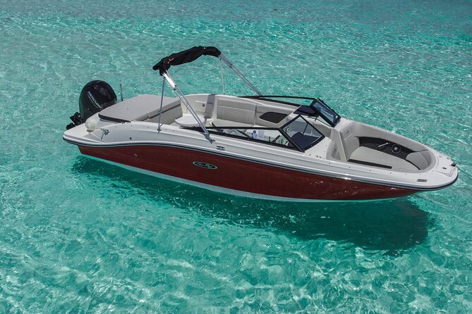 Deluxe Private Boats - 24 ft Sea Ray - Why a private Cozumel boat makes a difference