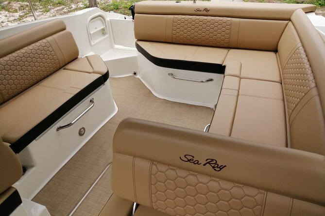 Deluxe Private Boats - 27 ft Sea Ray - Weather is part of the decision