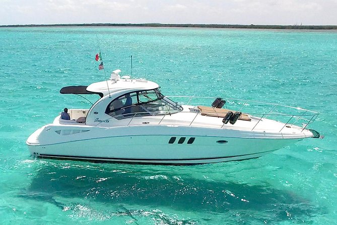 Deluxe Private Boats - 40 ft Sea Ray - Leaving the marina and heading south