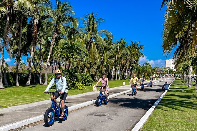 E-bike West Coast Snorkeling Tour - Getting comfortable on the e-bike