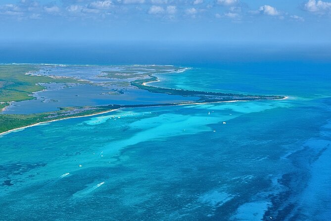 El Cielo Cozumel Snorkel Private Boat + Food + Drinks + Beach - Stop two: Colombia Reef and colorful fish