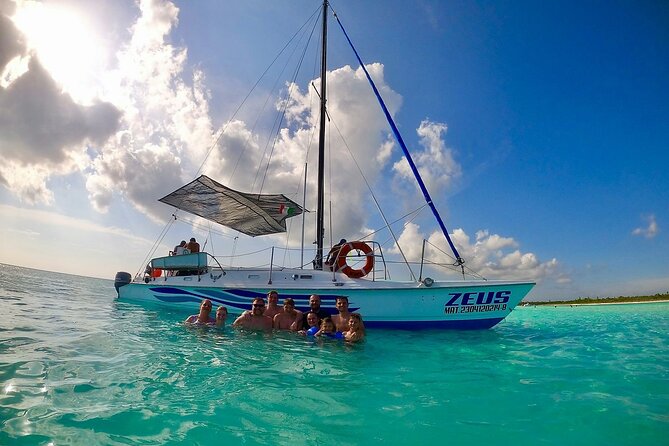 El Cielo Cozumel Snorkeling trip by Catamaran - Turtle Bay and the search for larger sea life