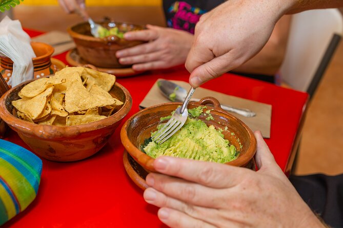 Flavorful Taco Adventure Workshop - Choosing a stew for tacos de guisado