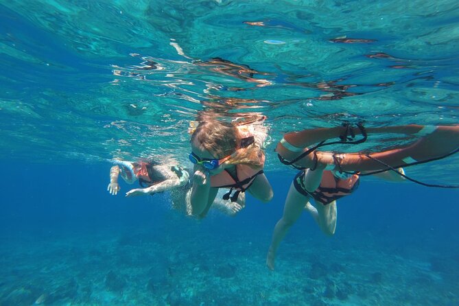 Get to know heaven on earth with Chivis del mar private - Who gets the best value from this four-hour trip