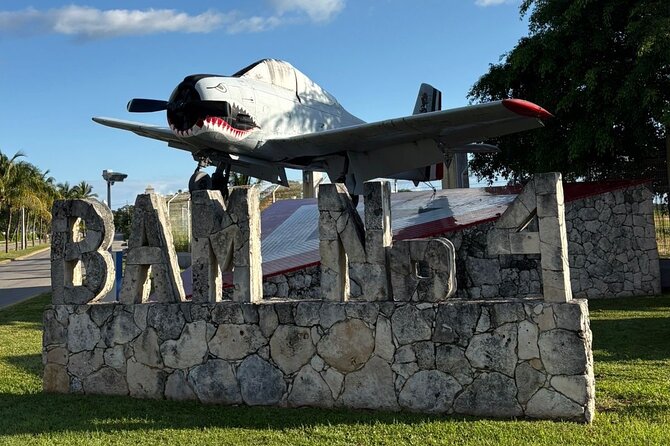 History walking - Foodie Cozumel tour - Benito Juarez Park and the rhythm of central Cozumel