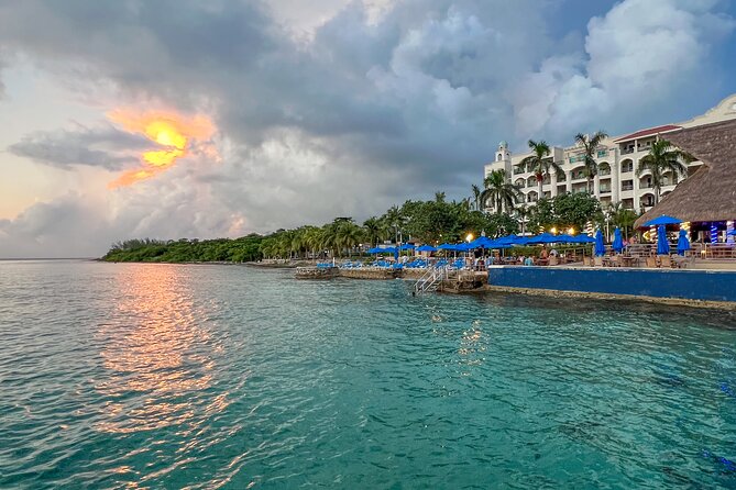 Money Bar Day Pass with Snorkel & Mexican Lunch - Key points at a glance