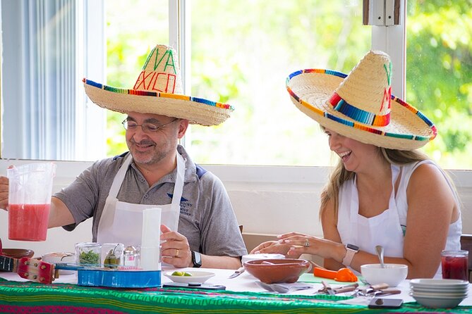 Original Salsa and Salsa™ Cozumel - A Caribbean backdrop, with practical limits
