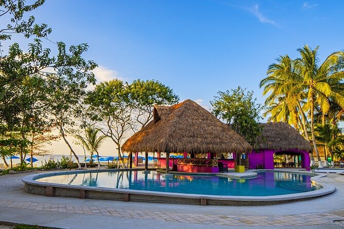 Playa Uvas Open Bar Exclusive Pass - Thirty Minutes by Kayak