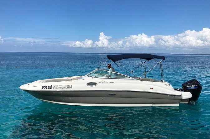 Private snorkeling with 23ft Sea Ray in San Miguel de Cozumel - The second snorkel keeps the day flexible