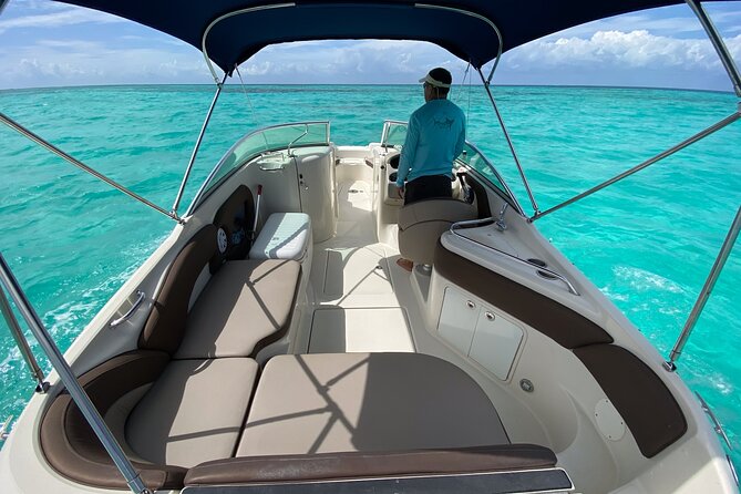 Private snorkeling with 23ft Sea Ray in San Miguel de Cozumel - El Cielo brings the slower part of the day