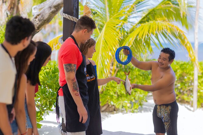 Tikinxic Barefoot Fish Guided Cookout Experience in Cozumel - What the beach club is really like