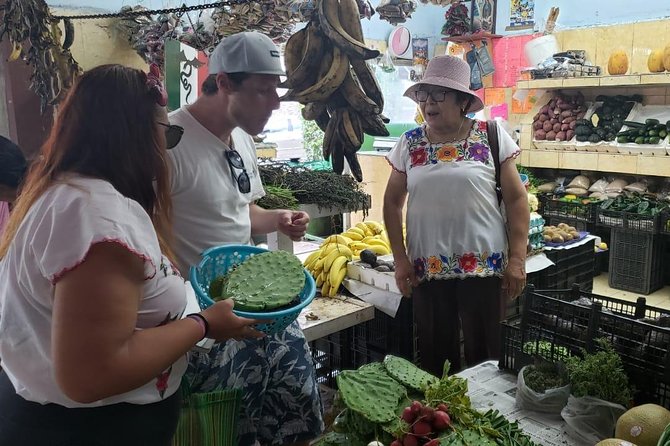 Traditional Family Kitchen in Cozumel - Transportation and cruise-day planning